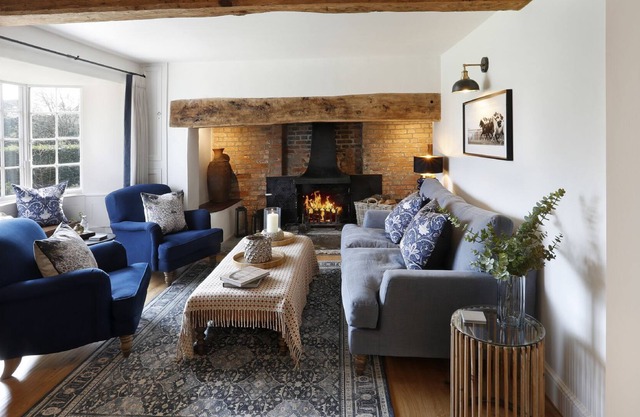 A luxury self catering that sleeps 8 guests in 4 bedrooms