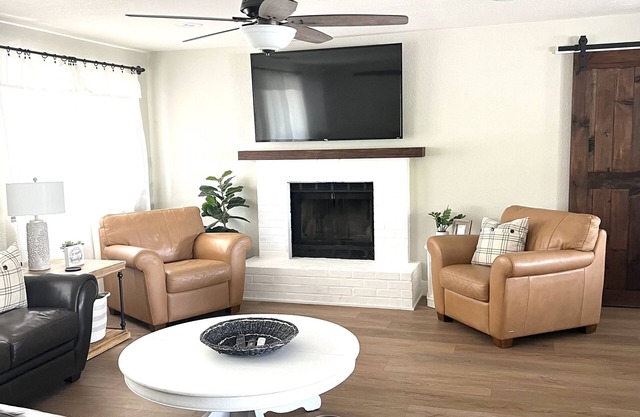 A Peaceful Place, 8 min to Lake Mohave & Pet friendly