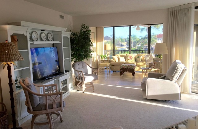 A Perfect vacation spot at THE MOORINGS GOLF AND YACHT CLUB