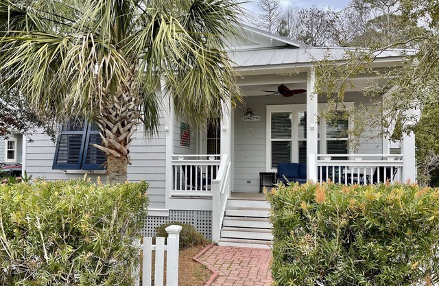 A Picturesque Cottage Retreat nestled in Cassine Village, Seagrove Beach.