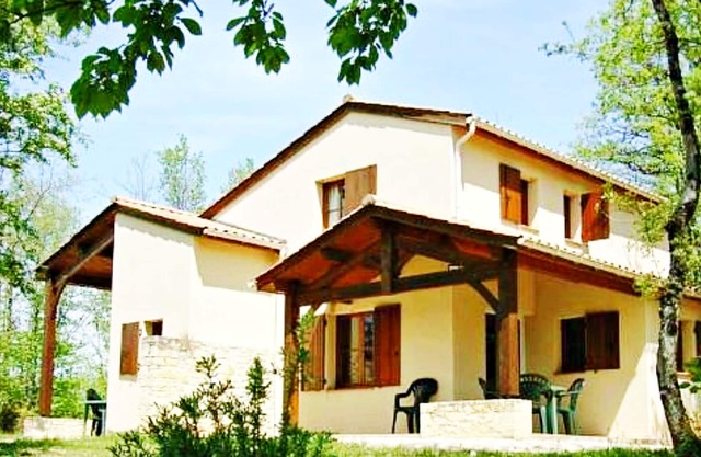 A Serene Holiday Resort in Gavaudun