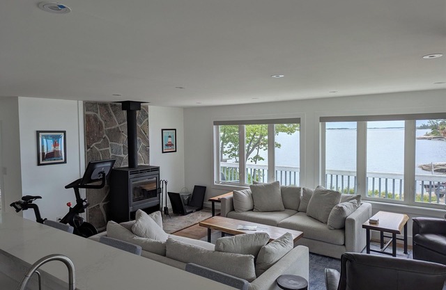 A Slice of Georgian Bay Paradise-30+ Day Private Retreat near Killbear Park