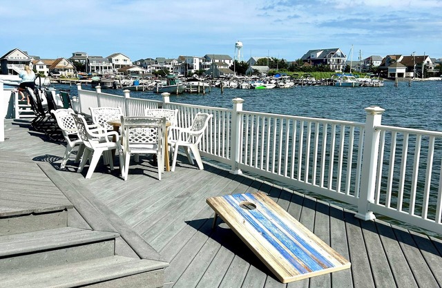A Vacation You Will Never Forget! Water Views Everywhere.
