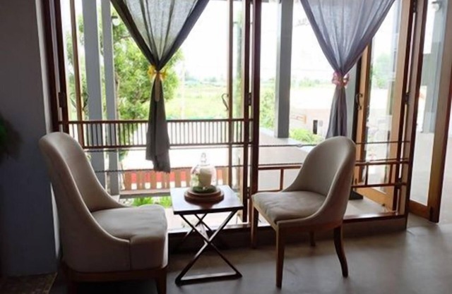 AA Villa Garden Airport
