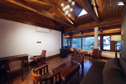 Aasmaani Cottage - 2 BHK Family Deluxe Cottage