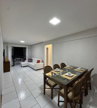 Aconchegante apartamento a 100 mt da Praia da Bacutia