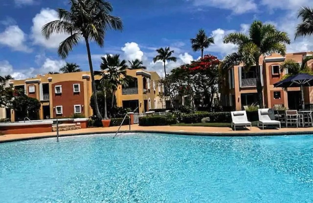 Acqualina, Tortuga Properties, Lake Front, 2 Bedroom/2 Bath, Walk To Beach