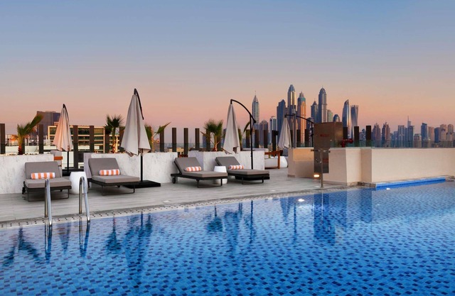 Adagio Premium The Palm