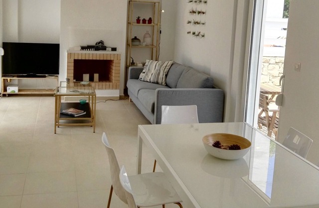 ADHILI i residence - Countryhouse in an olive grove