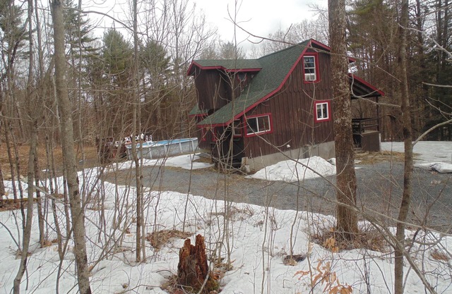 Adirondack Rustic 2 Story- 10 ACRES-SKI, SKI, SKI!