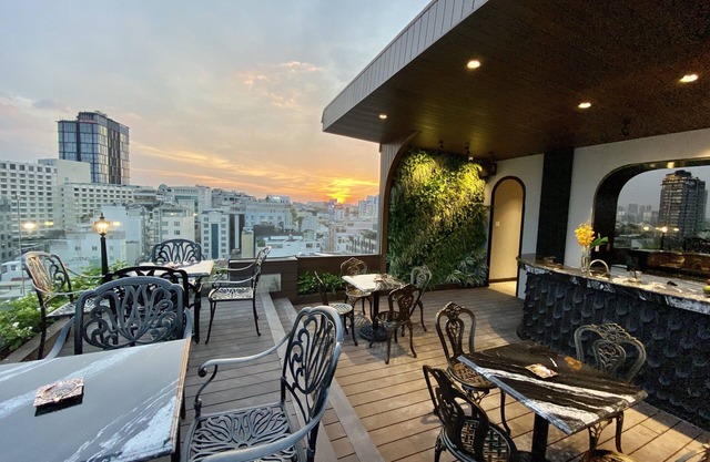 Adora Art Hotel
