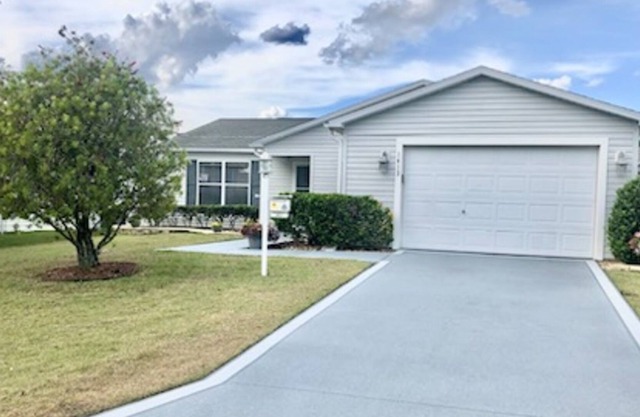 ADORABLE 2 BEDROOM RANCH HOME BIKES SMOKELESS GRILL THE VILLAGES FL
