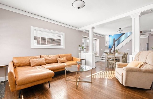 Adorable Broad Ripple Duplex!