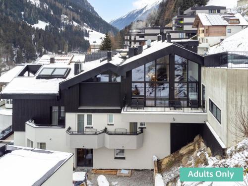 Adult Only Superior Suite