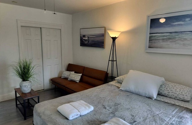 Affordable Nice & Cozy Apartment-N