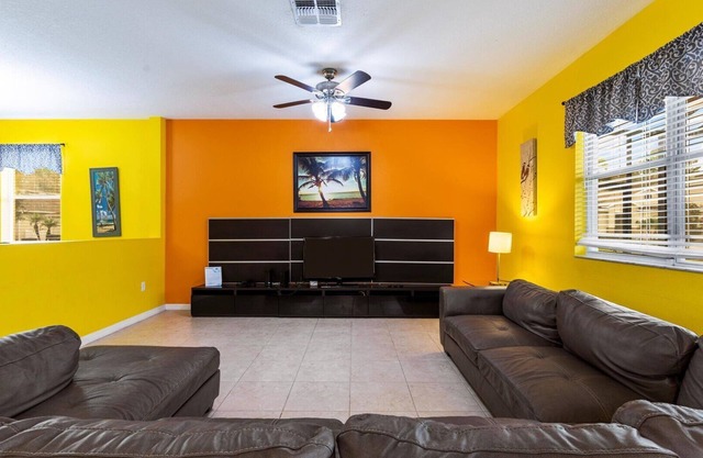 ✦ Affordable Villa ✦ w/Private Pool & Nearby Disney✦