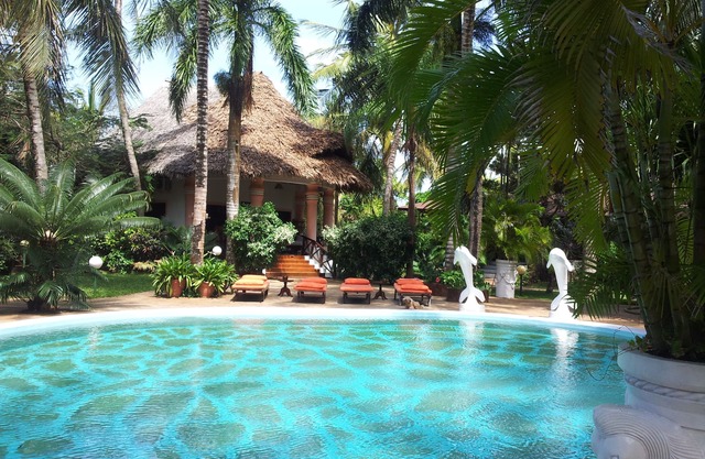 African House Resort