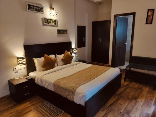 Agrawal hotels