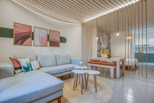 Agrius - Elegant Studio & Balcony in Batroun
