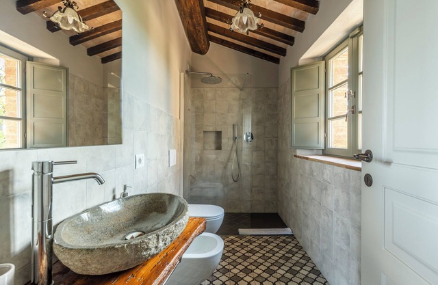 Agrturismo in Montepulciano with private panoramic swimming pool