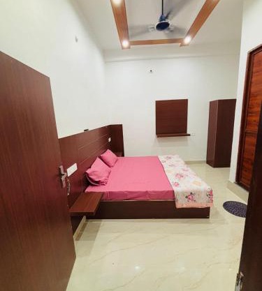 Ahem Palace Home Stay