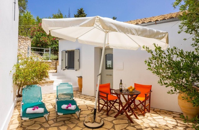 Aimilia Cottage - One Bedroom Apartment, Sleeps 2