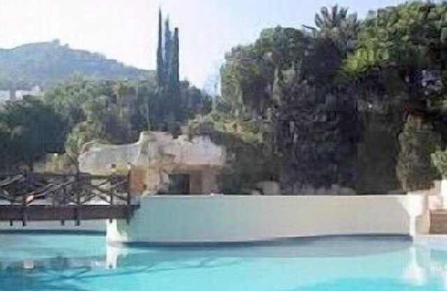 Air conditioned Luxury Villa with Stunning Views