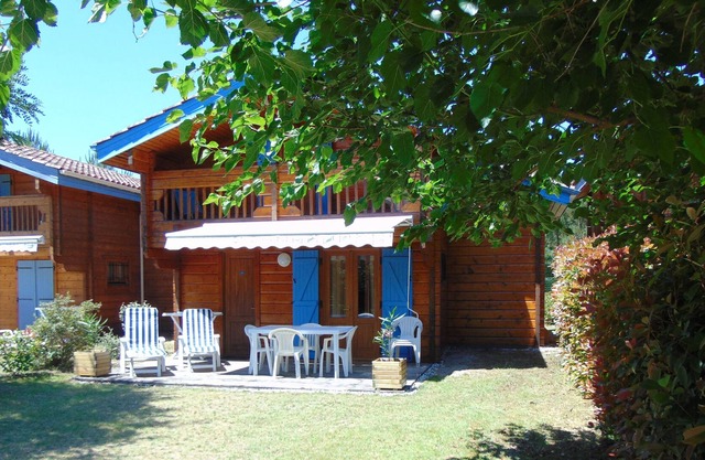AIR-CONDITIONED CHALET 4/6 PEOPLE NEAR MIMIZAN WITH WIFI