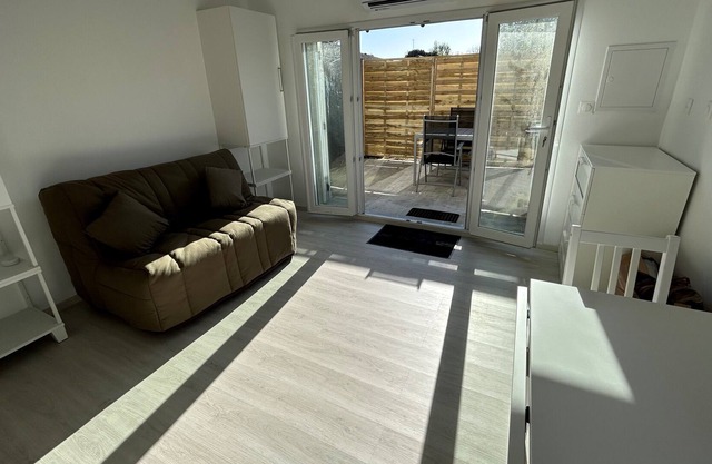 🤩 air-conditioned studio for 2 people