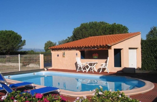AIR-CONDITIONED VILLA GARDEN SWIMMING POOL CLASS 4*