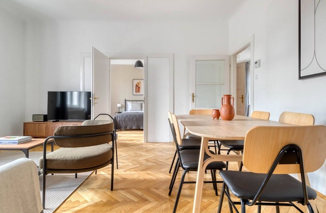 Airy Hietzing 4BR w/Community Garden & Private Terrace, by Blueground