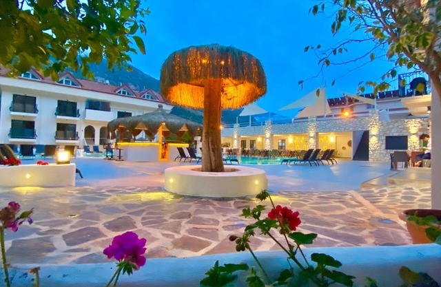 Akdeniz Beach Hotel