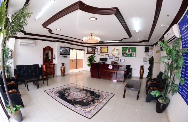 Al Eairy Furnished Apartments Dammam 4