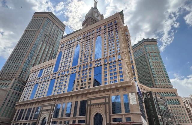 Al Safwah Hotel Tower 1