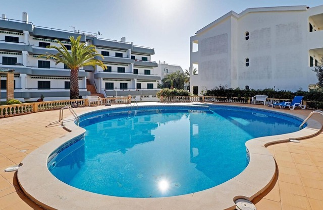 Albufeira Delight With Pool by Homing