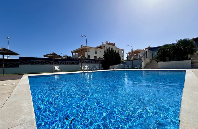 Albufeira Modern 2 by Homing