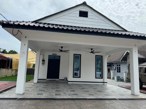 Ali Homestay Jeli