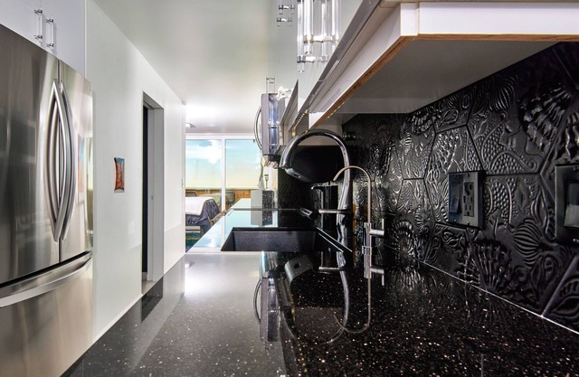 All New Interior: Premium Beachfront Ocean View Condo on Hidden Gem Beach