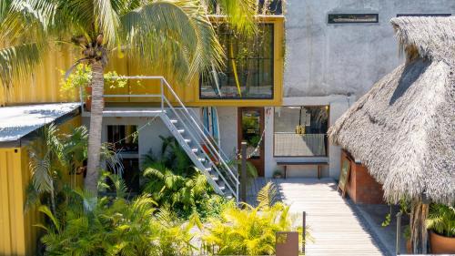 ALMA Surf Lodge