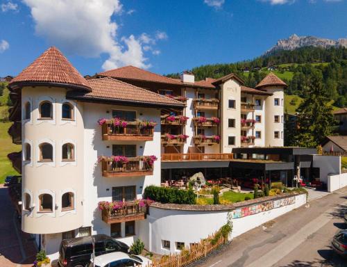 Almhof Hotel Call