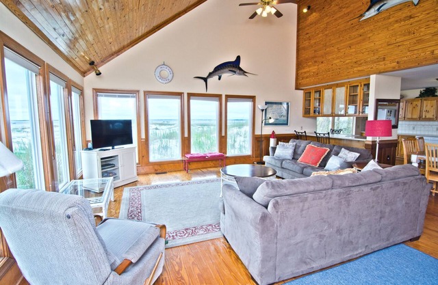 Almond House, Oceanfront House in Emerald Isle, NC!