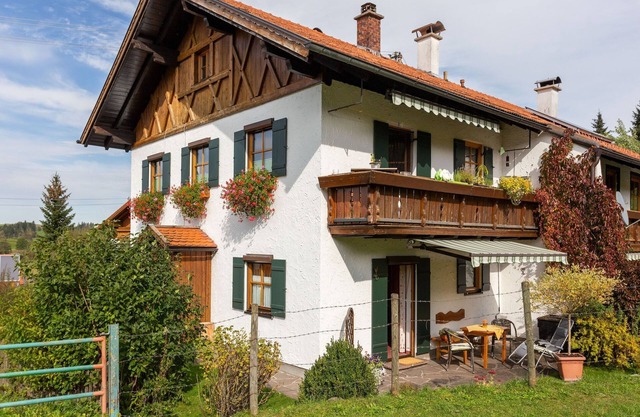 Alpenapartment mit Garten