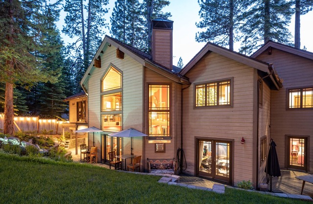 Alpine Estate W/ Hot Tub