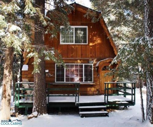 Alpine Haus - Great location only couple minutes away Bear Mountain Ski Resort