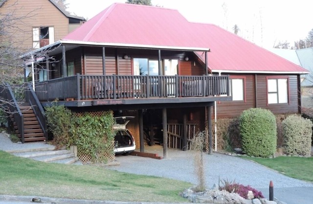 Alpine Retreat - Alpine Avenue - Mountain Views - WIFI - Has all you will need