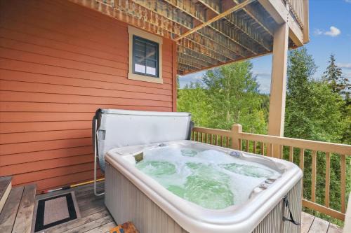 Alpine Vista Retreat home