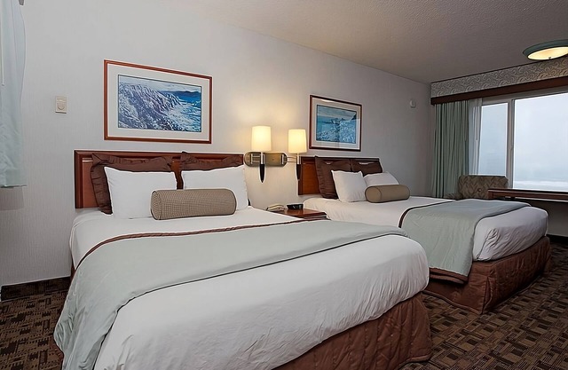 Always a Great Idea To Unwind! Two Units, Pets Are Welcome, Parking!