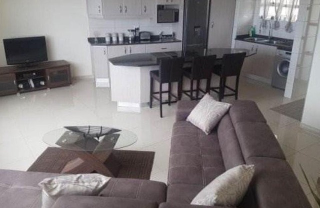 Amanzimtoti Beach facing airbnb