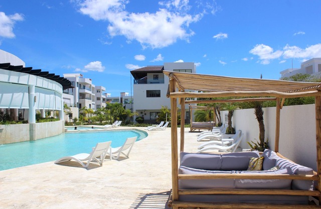 Amare Beachfront Aparthotel