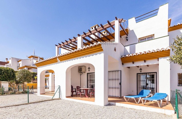 Amazing apartment in Alcaucín